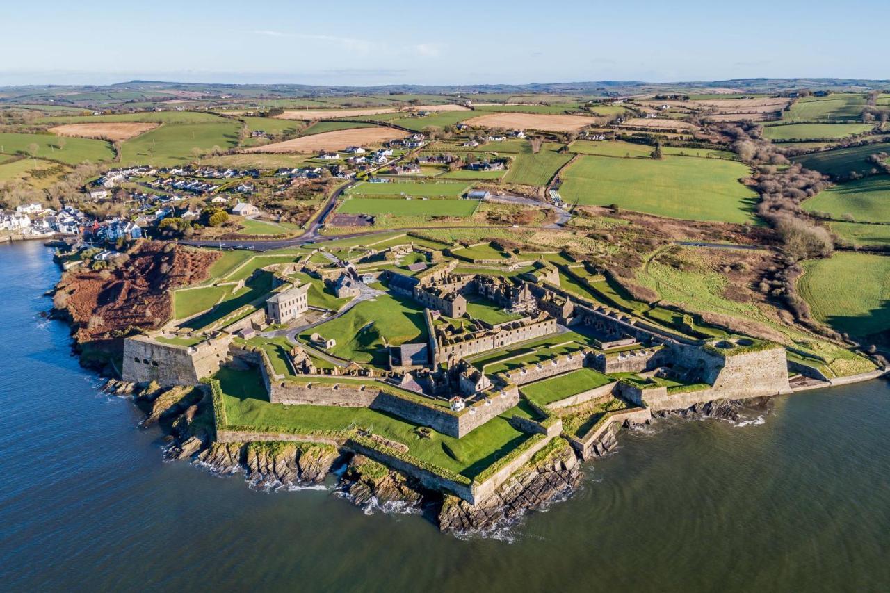 The Town House Kinsale, Hosted By Exquisite Holiday Homes, Sleeps 16 エクステリア 写真