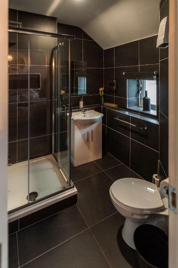 The Town House Kinsale, Hosted By Exquisite Holiday Homes, Sleeps 16 エクステリア 写真