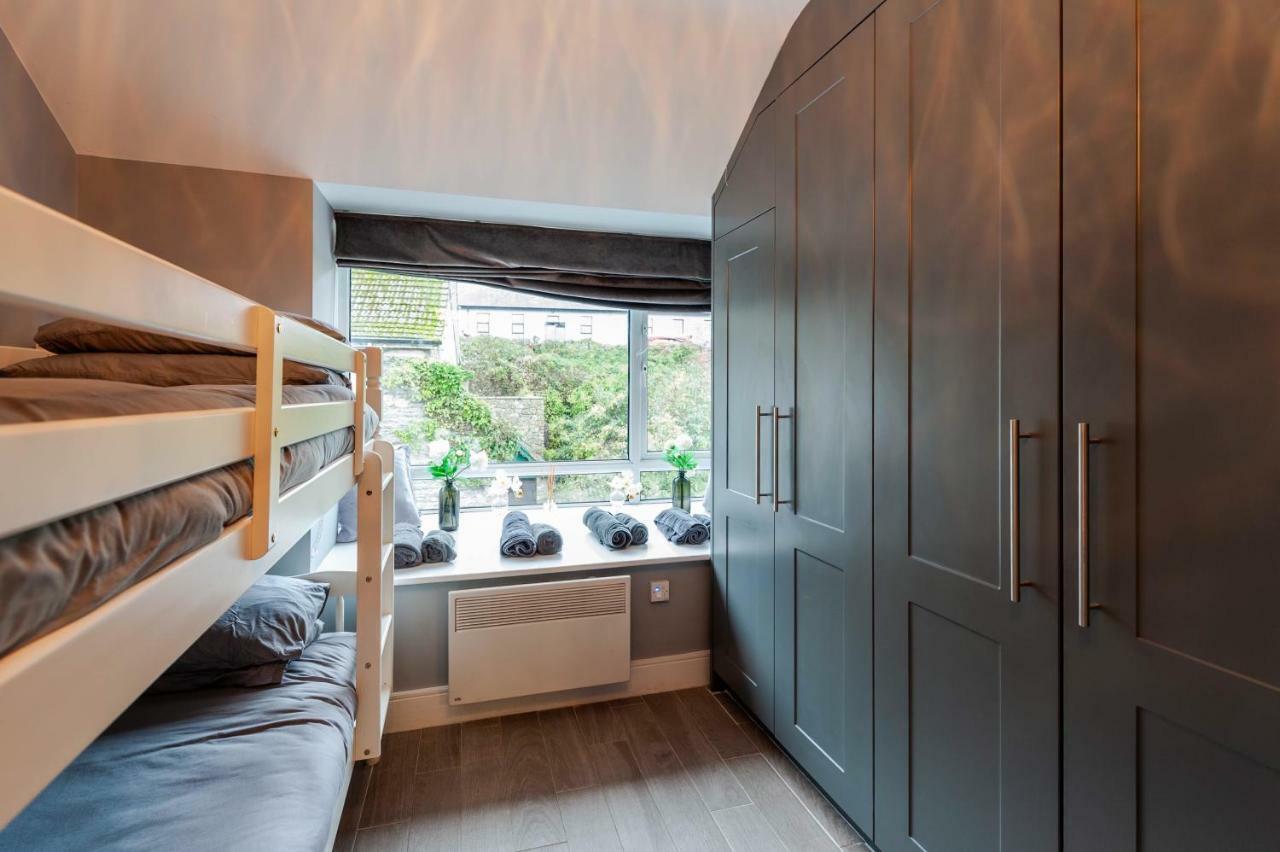 The Town House Kinsale, Hosted By Exquisite Holiday Homes, Sleeps 16 エクステリア 写真