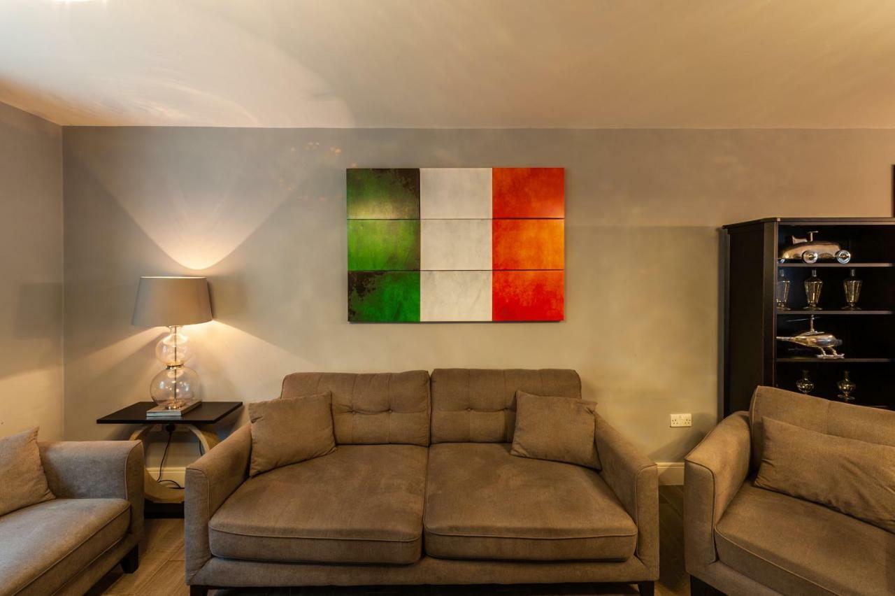 The Town House Kinsale, Hosted By Exquisite Holiday Homes, Sleeps 16 エクステリア 写真