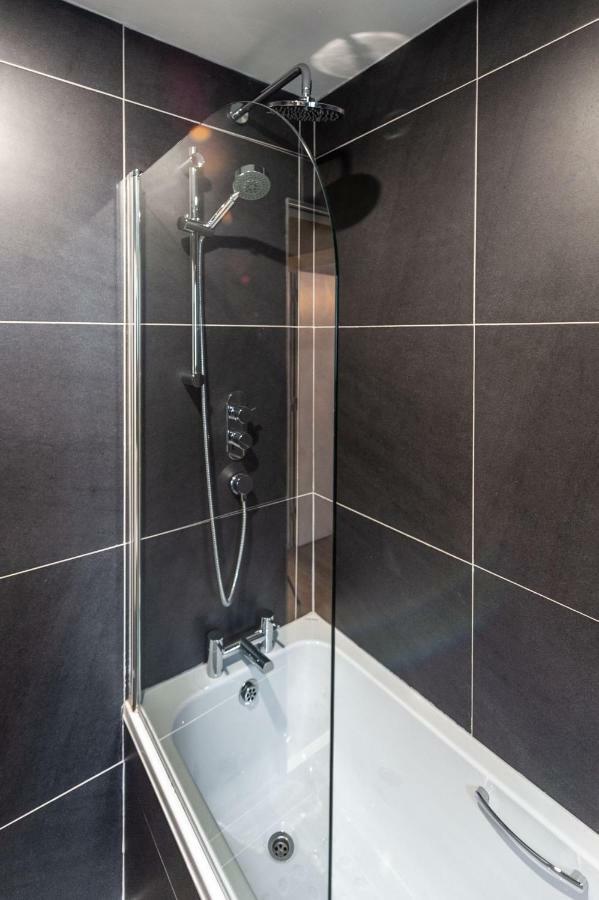 The Town House Kinsale, Hosted By Exquisite Holiday Homes, Sleeps 16 エクステリア 写真