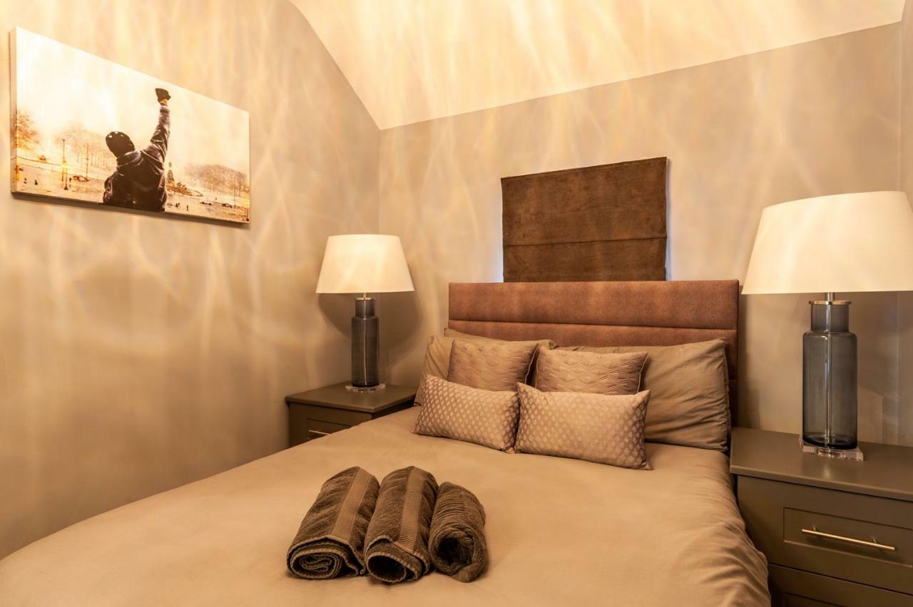 The Town House Kinsale, Hosted By Exquisite Holiday Homes, Sleeps 16 エクステリア 写真